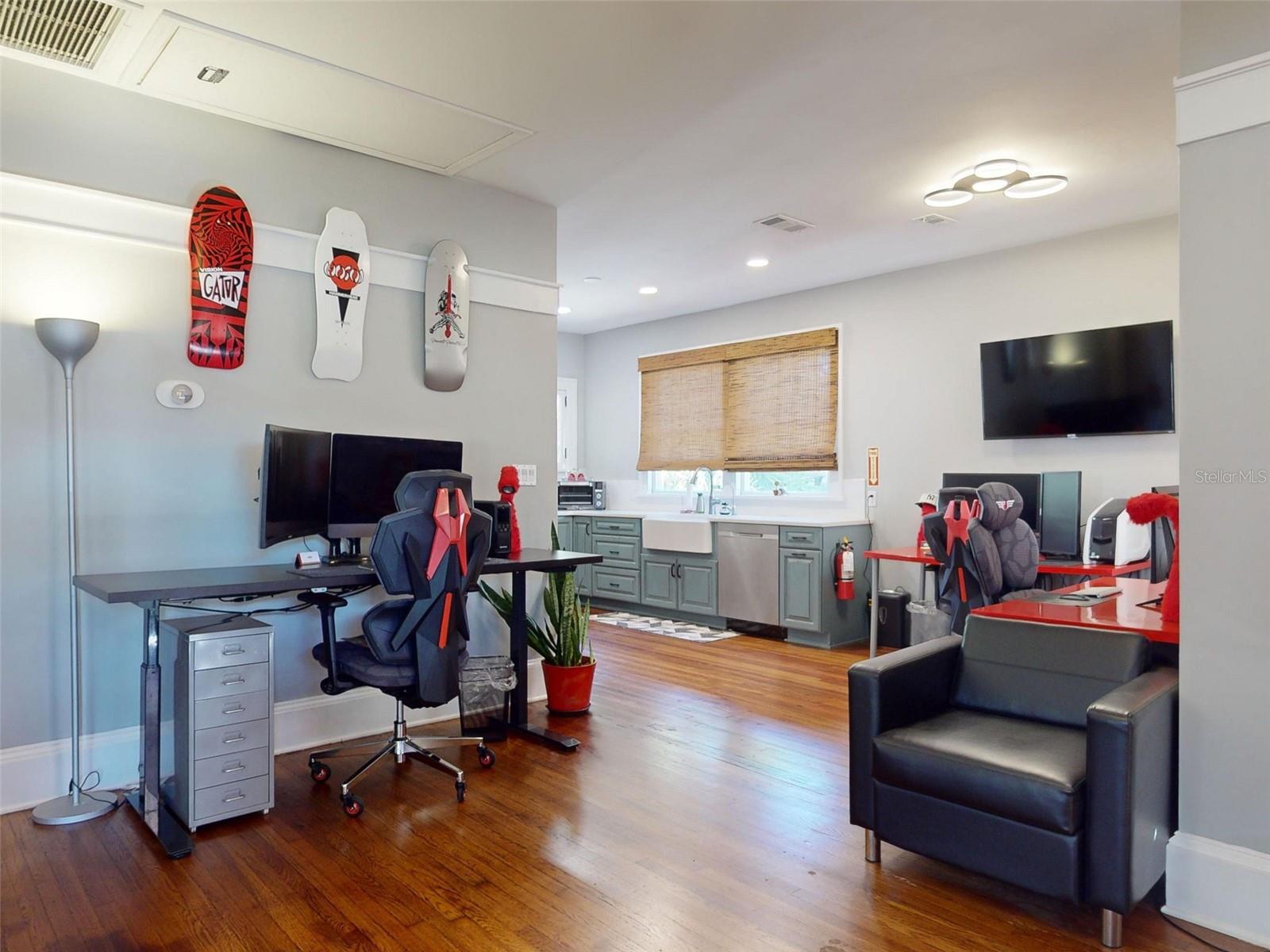215 WASHINGTON ST, NEW SMYRNA BEACH, FL, 32168