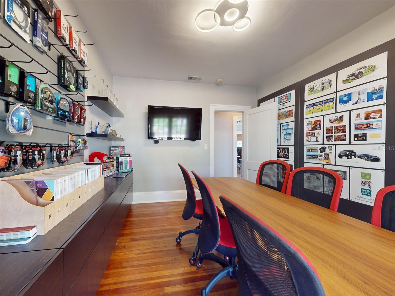 215 WASHINGTON ST, NEW SMYRNA BEACH, FL, 32168