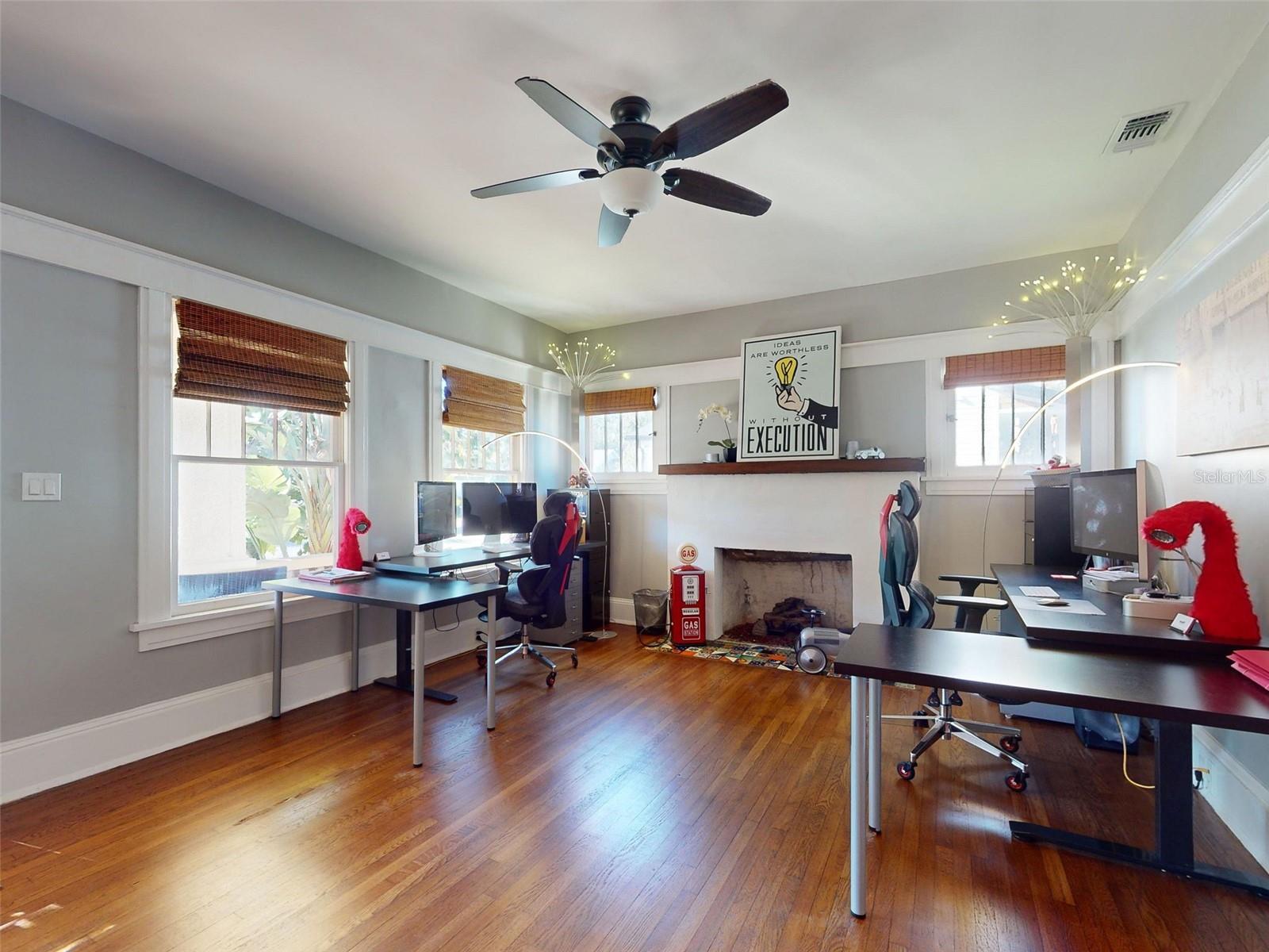 215 WASHINGTON ST, NEW SMYRNA BEACH, FL, 32168