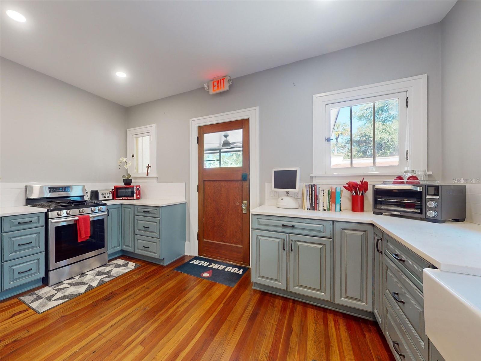 215 WASHINGTON ST, NEW SMYRNA BEACH, FL, 32168