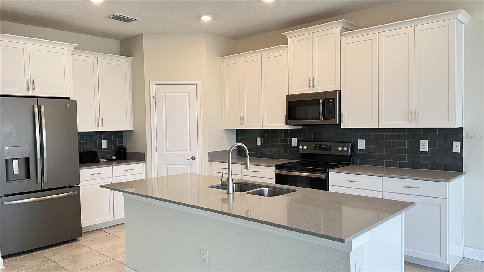 4626 RHYTHM RD, KISSIMMEE, FL, 34746