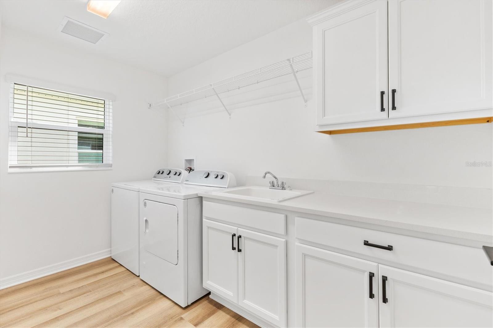6857 BAYSINGER PATH, THE VILLAGES, FL, 34762