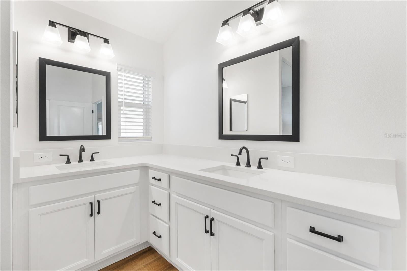 6857 BAYSINGER PATH, THE VILLAGES, FL, 34762
