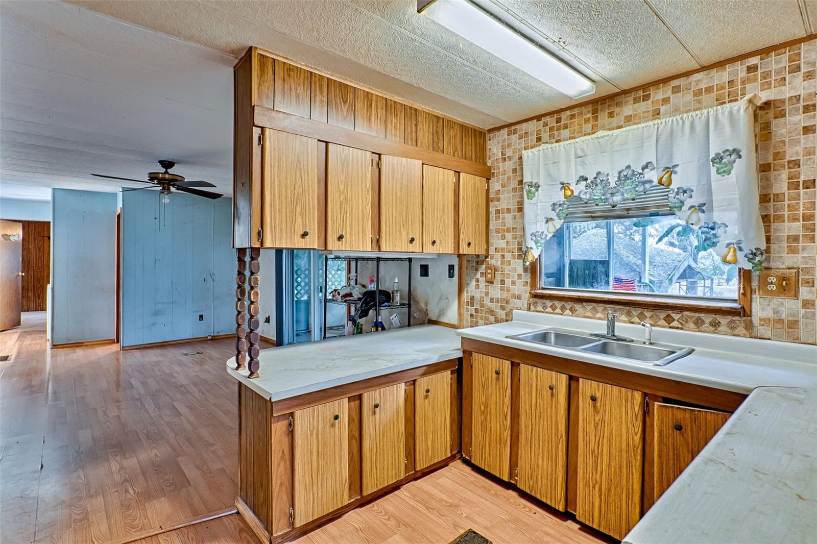 185 LAKEVIEW DR, MELROSE, FL, 32666