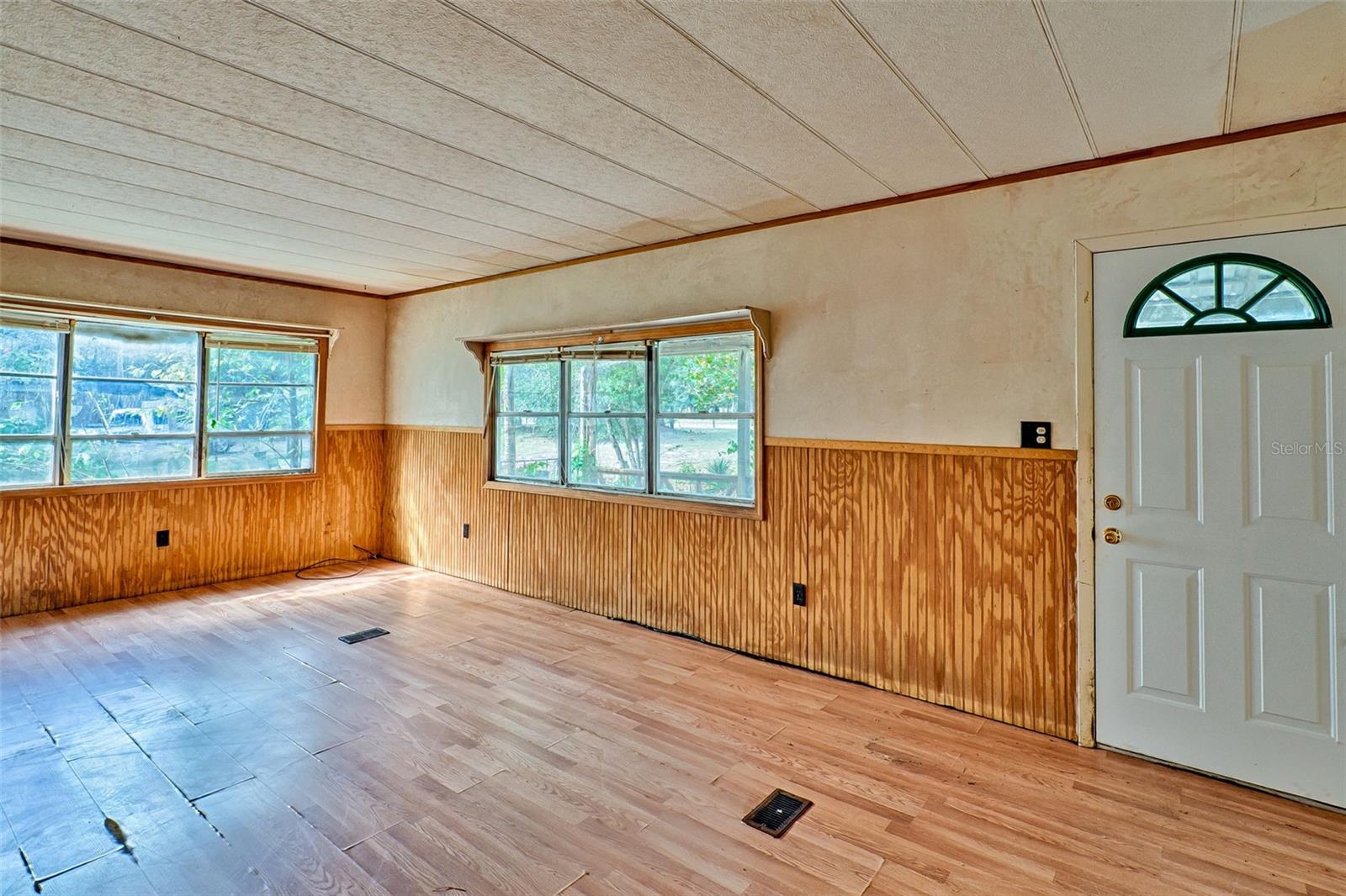 185 LAKEVIEW DR, MELROSE, FL, 32666