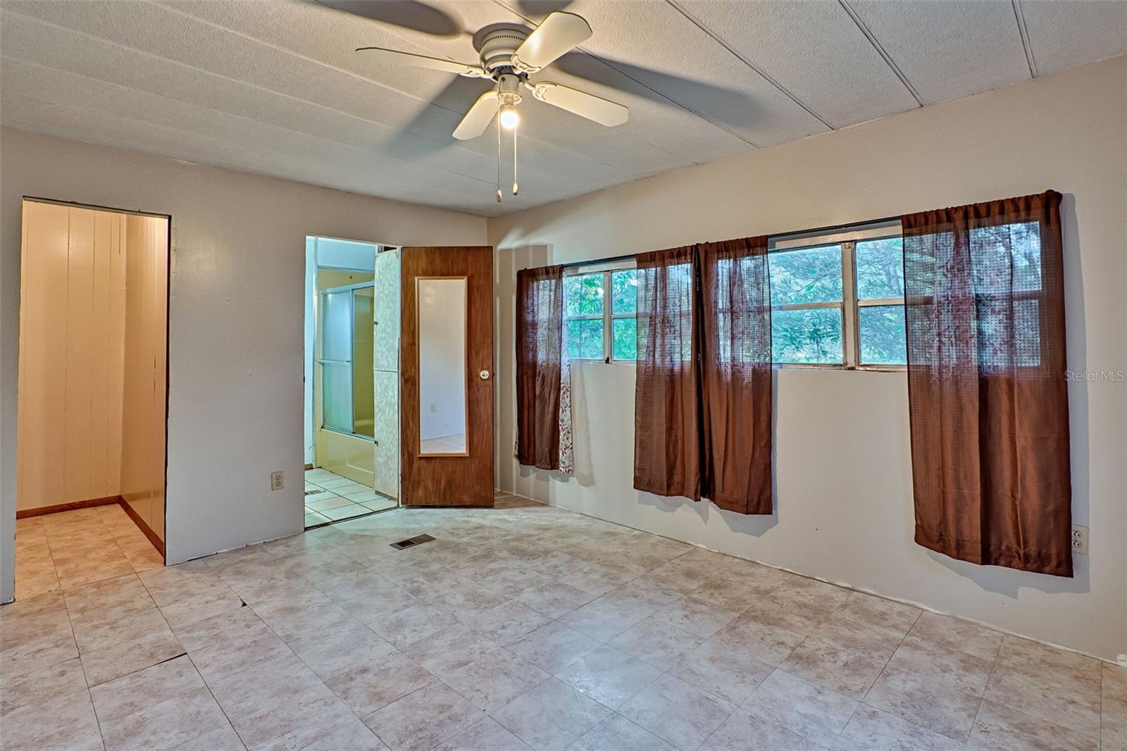 185 LAKEVIEW DR, MELROSE, FL, 32666