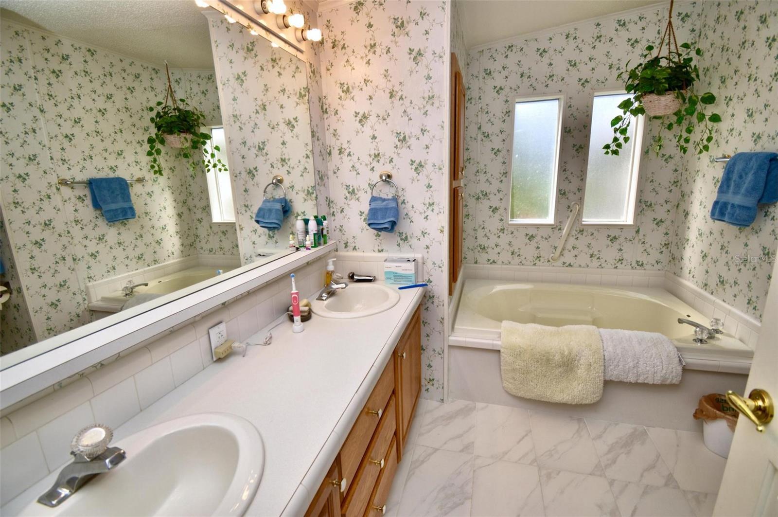 508 PORTSIDE LN, EDGEWATER, FL, 32141