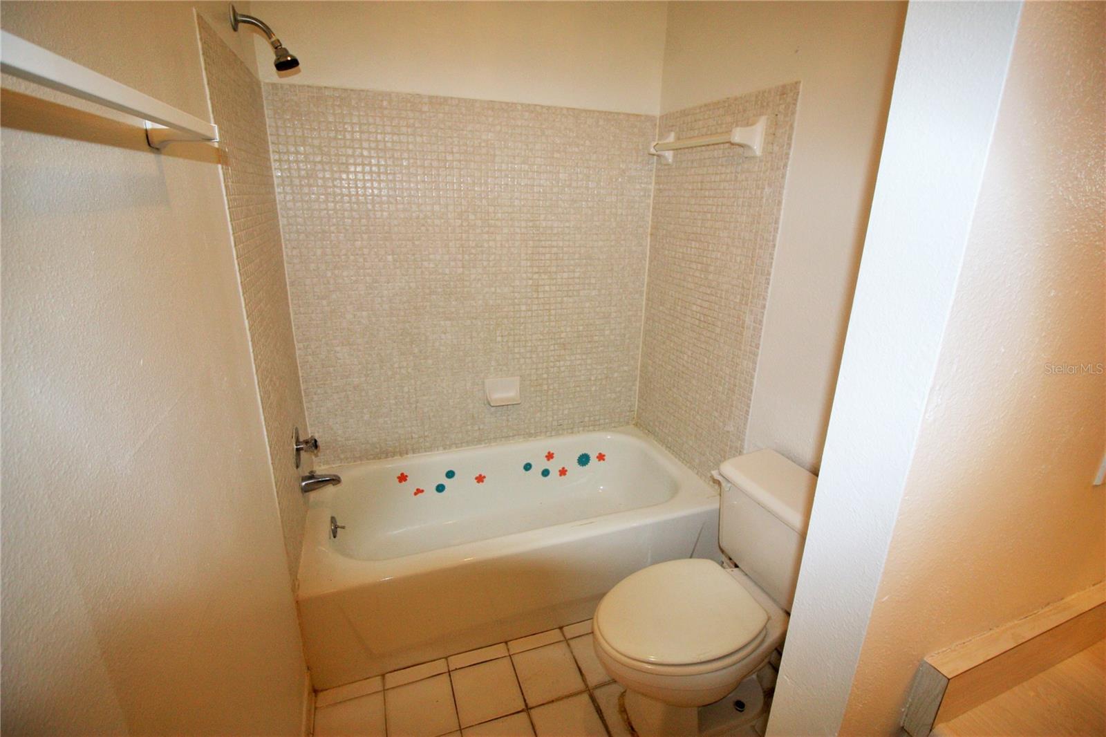 520 ORANGE DR #13, ALTAMONTE SPRINGS, FL, 32701