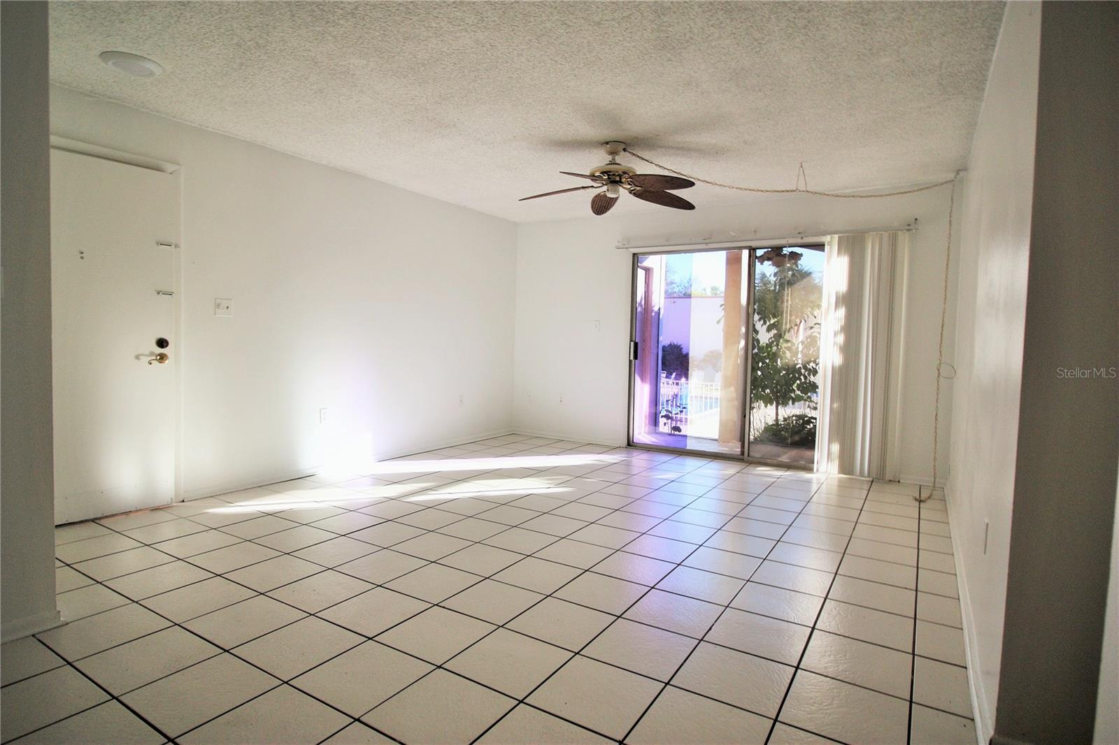 520 ORANGE DR #13, ALTAMONTE SPRINGS, FL, 32701