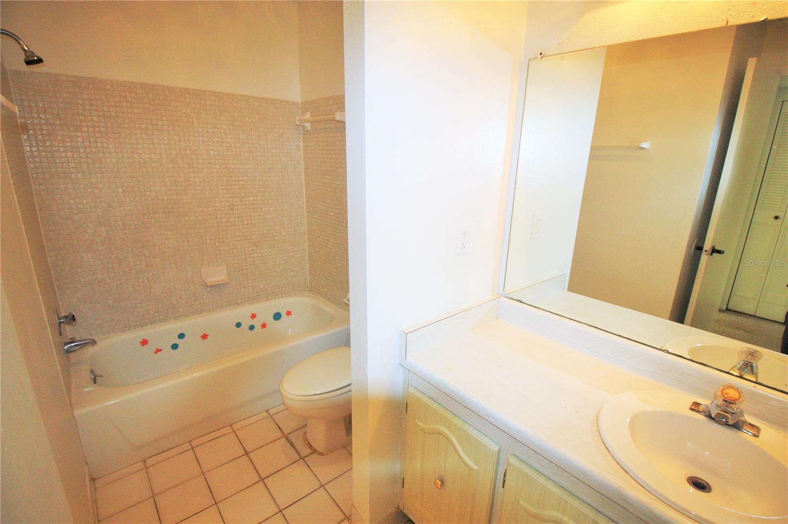 520 ORANGE DR #13, ALTAMONTE SPRINGS, FL, 32701