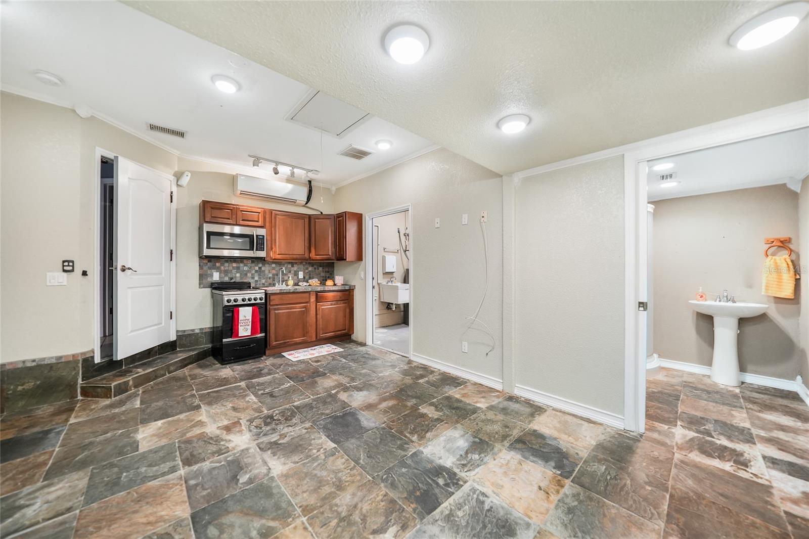 411 SCARLET SAGE, PUNTA GORDA, FL, 33955