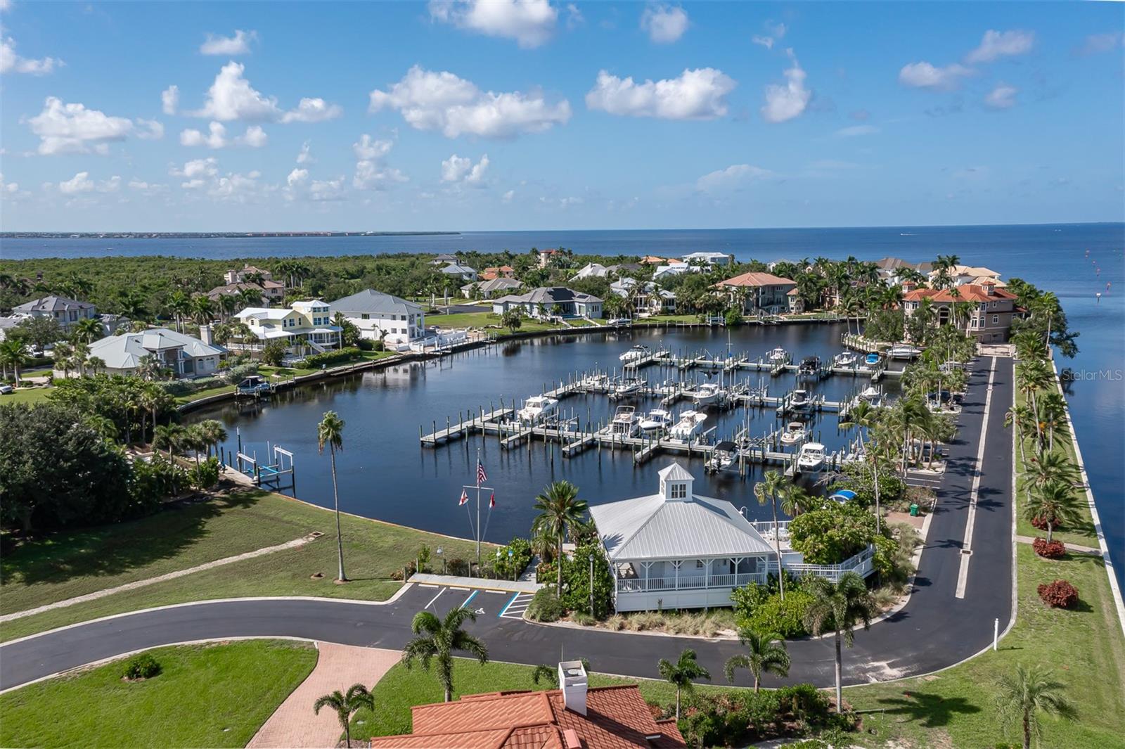 4601 GRASSY POINT BLVD, PORT CHARLOTTE, FL, 33952