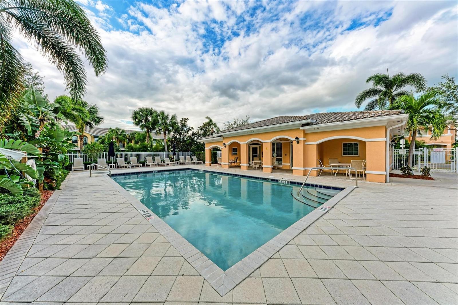 6022 MADRANO DR, SARASOTA, FL, 34232