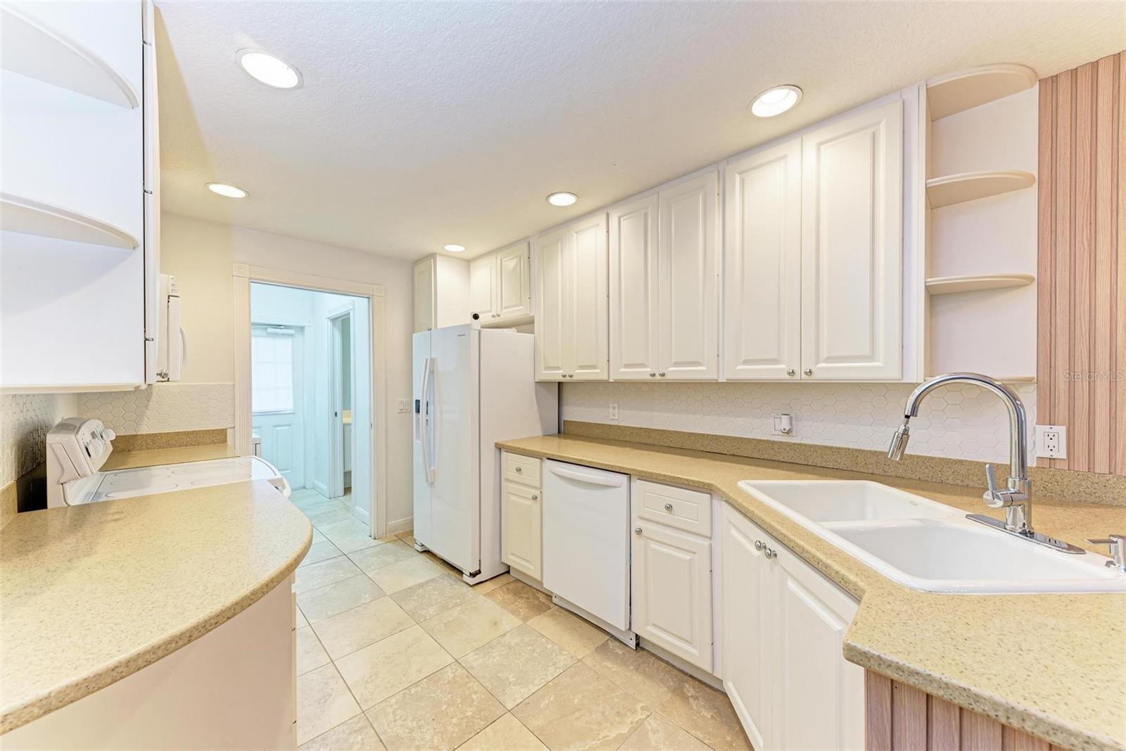 6022 MADRANO DR, SARASOTA, FL, 34232