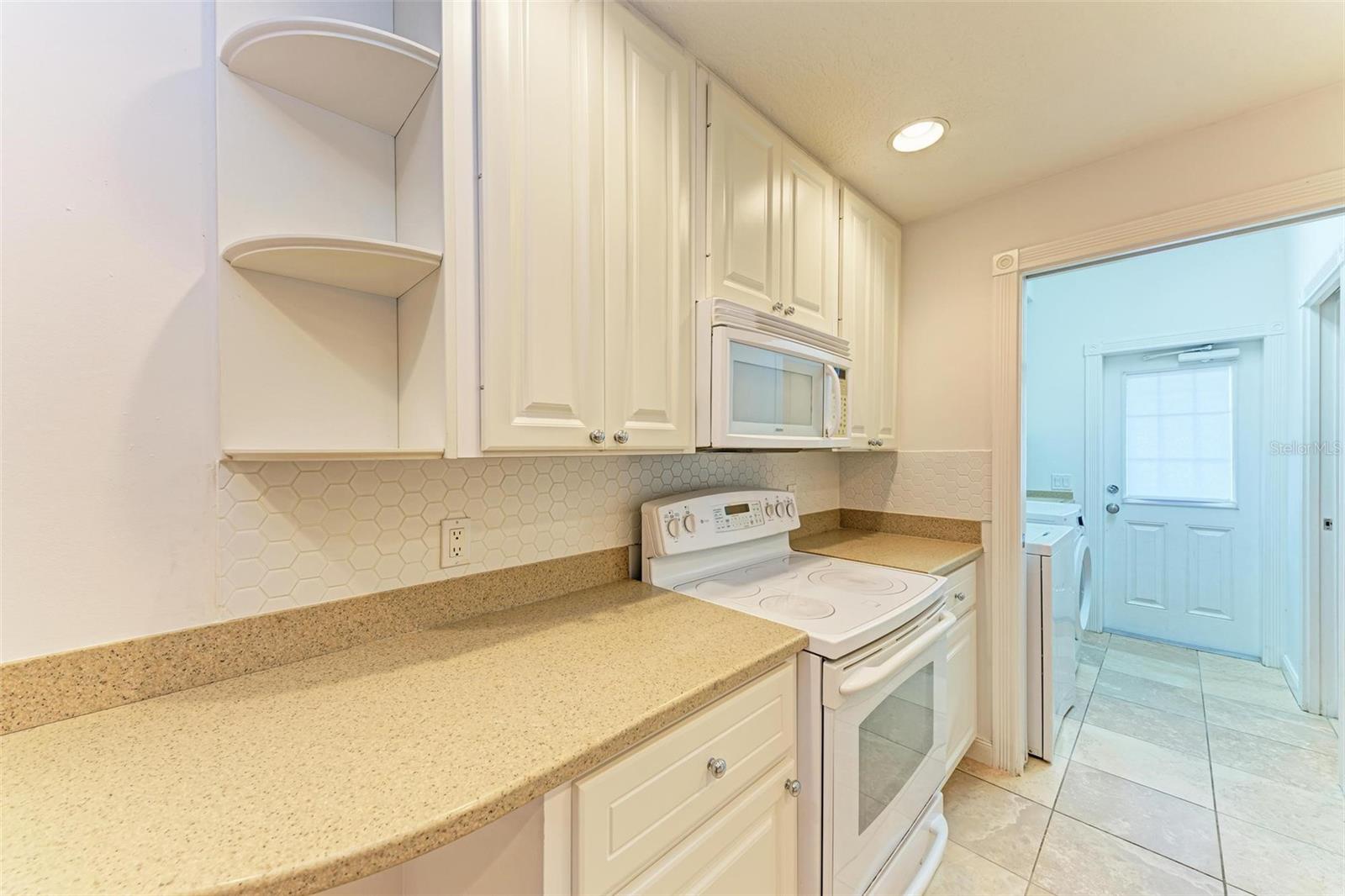 6022 MADRANO DR, SARASOTA, FL, 34232