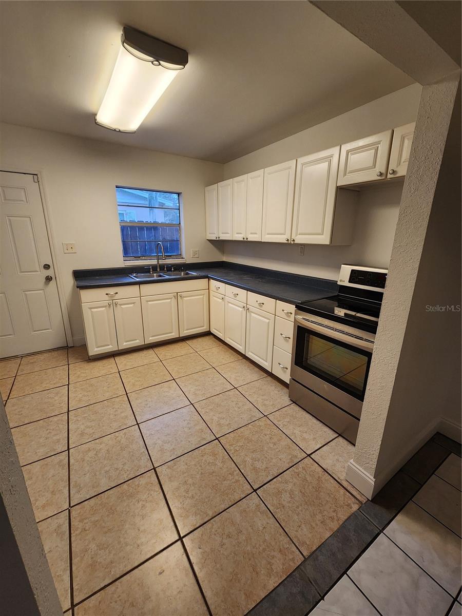 3203 DECATUR AVE, LAKELAND, FL, 33805