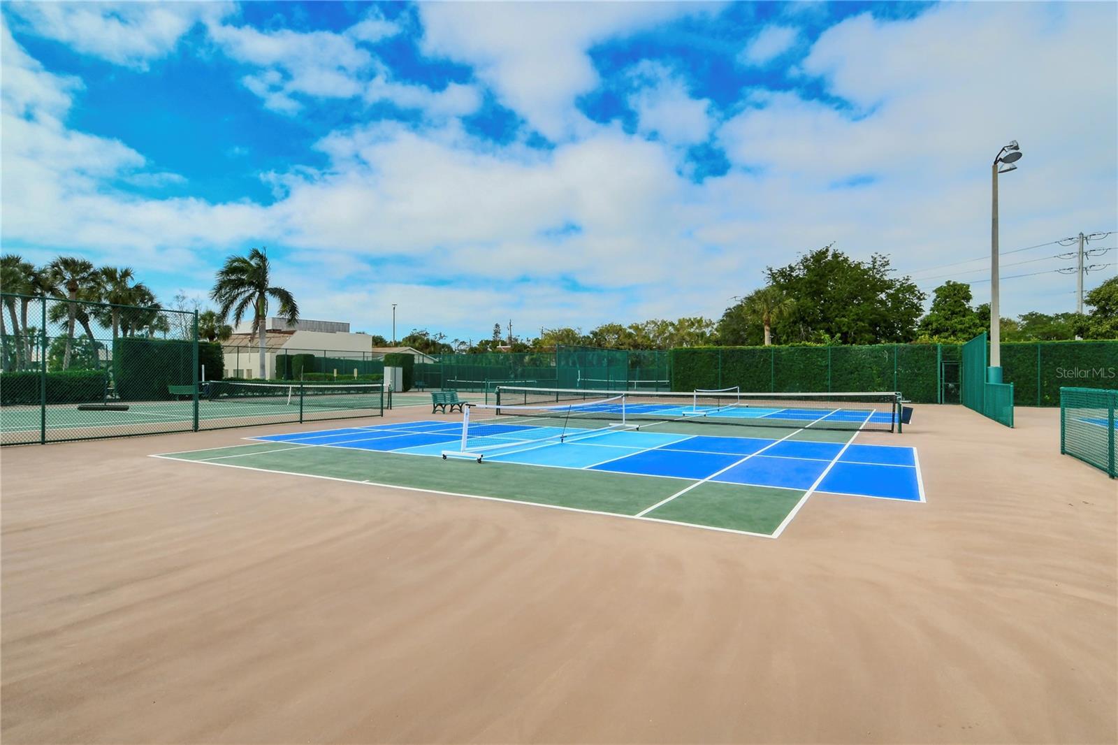 5770 MIDNIGHT PASS RD #301, SARASOTA, FL, 34242