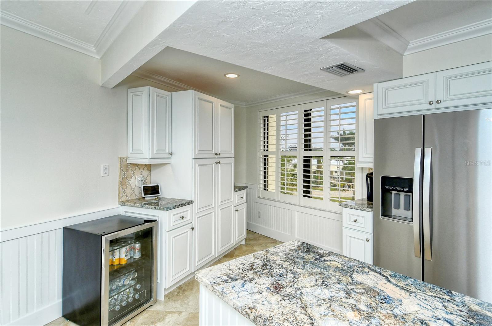 5770 MIDNIGHT PASS RD #301, SARASOTA, FL, 34242