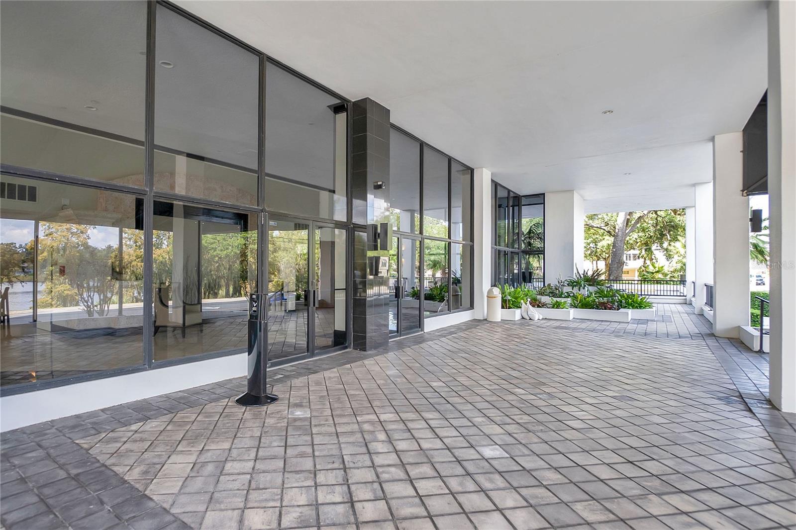 400 E COLONIAL DR #806, ORLANDO, FL, 32803