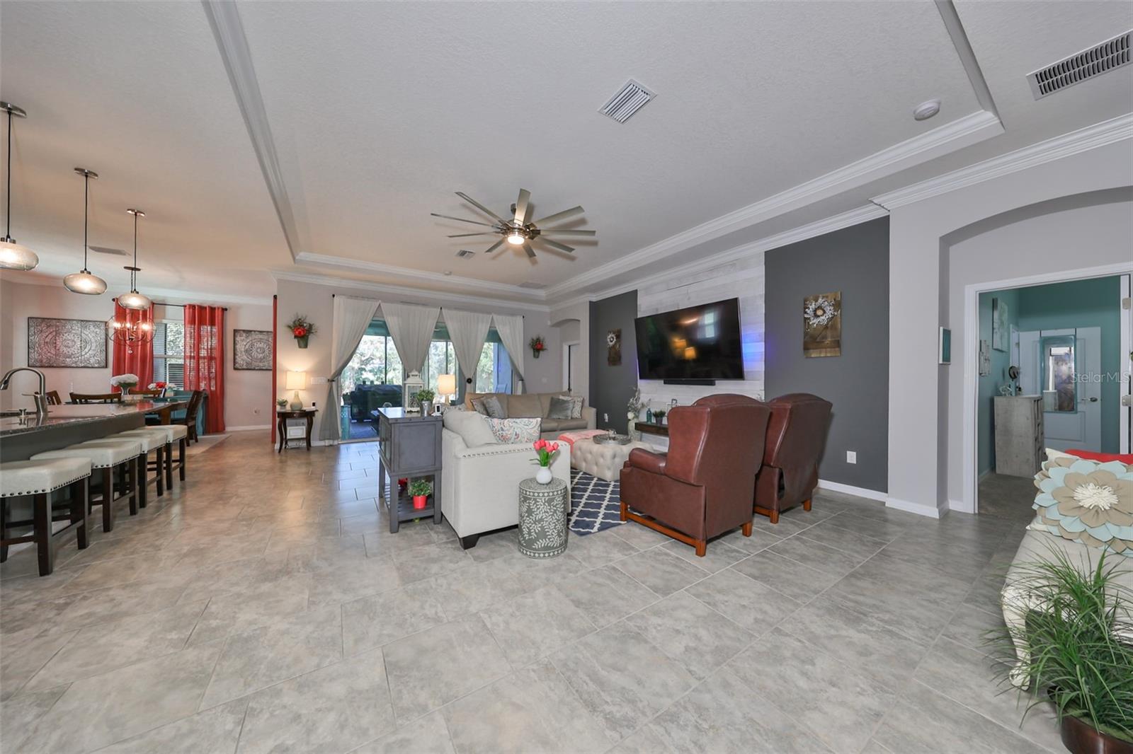 10401 RIVERDALE RISE DR, RIVERVIEW, FL, 33578