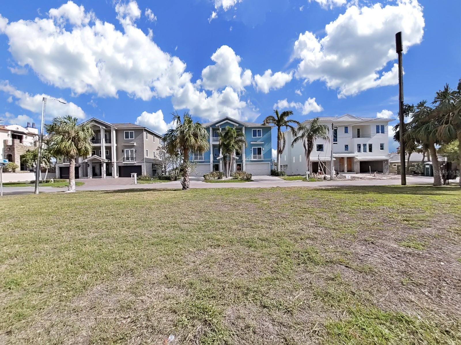 116 6TH ST, BELLEAIR BEACH, FL, 33786