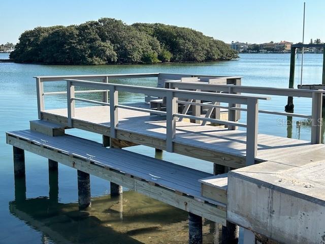 116 6TH ST, BELLEAIR BEACH, FL, 33786