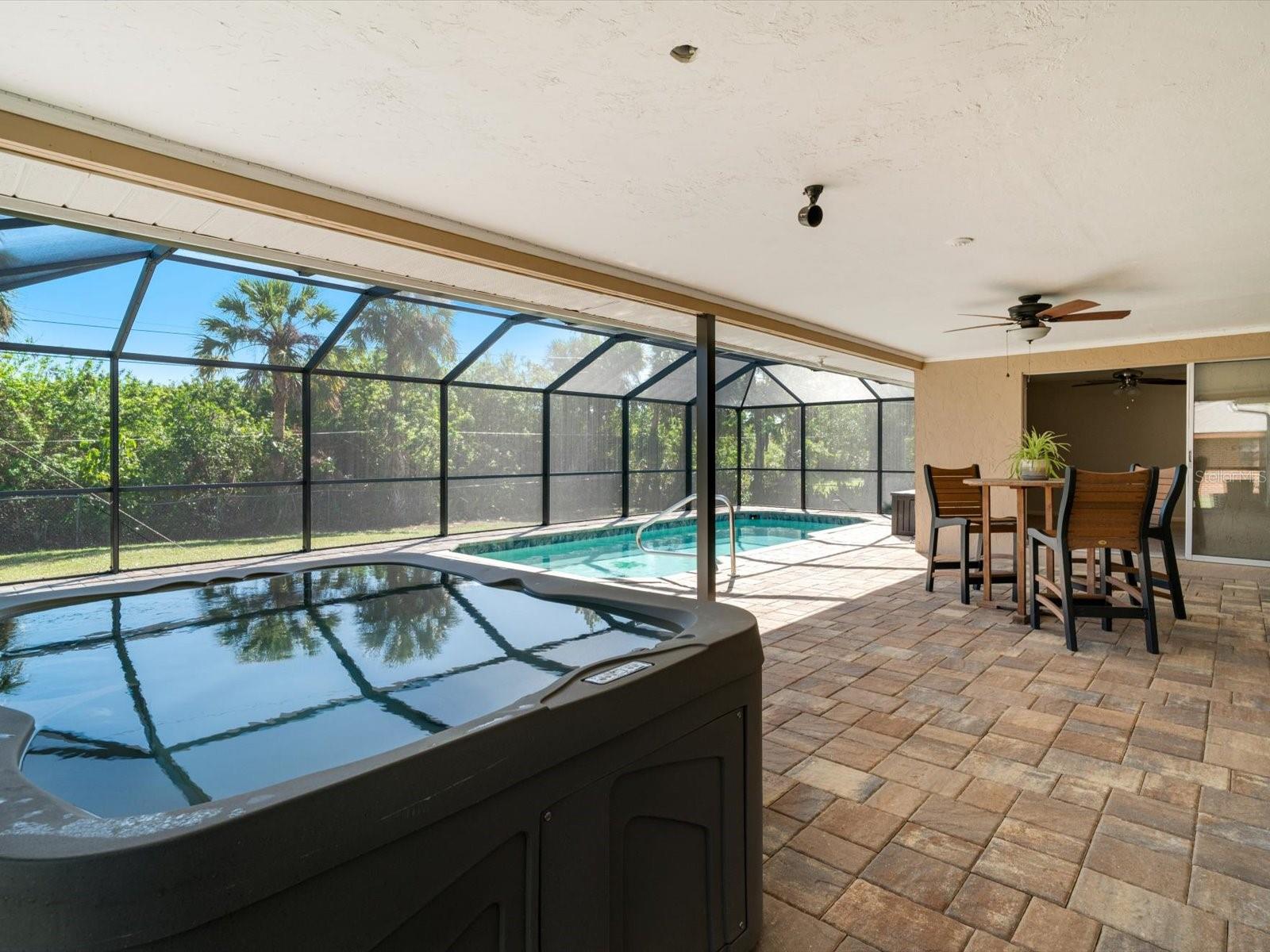 189 DOWLING AVE NE, PORT CHARLOTTE, FL, 33952