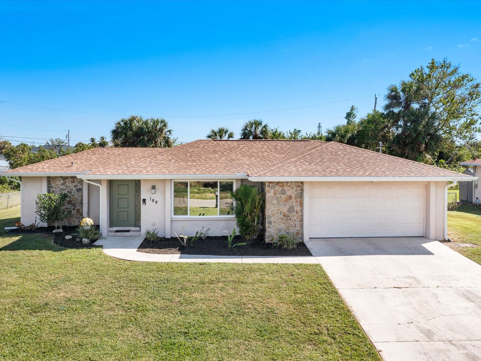 189 DOWLING AVE NE, PORT CHARLOTTE, FL, 33952