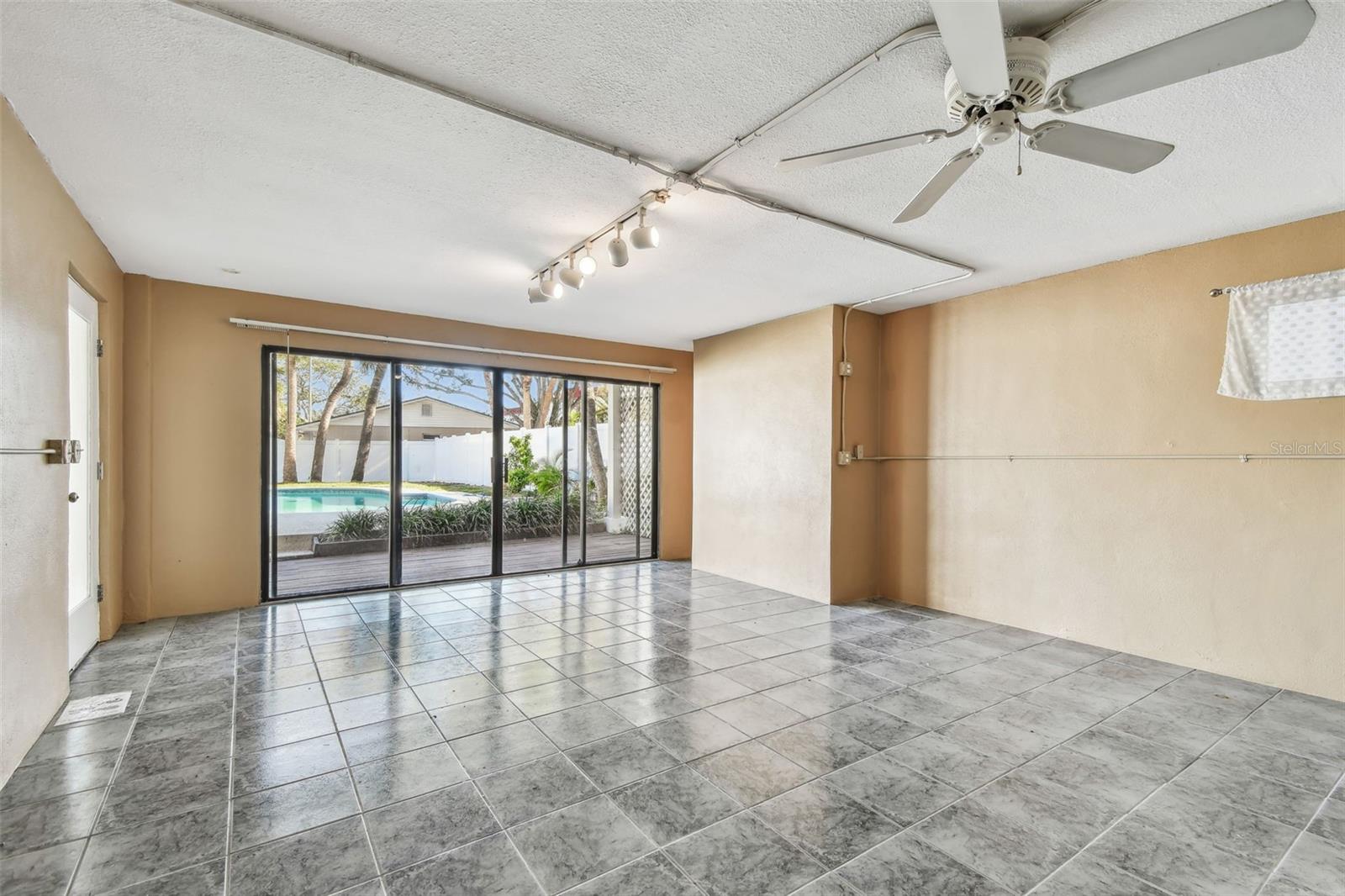 4675 CHANCELLOR CIR NE, ST PETERSBURG, FL, 33703