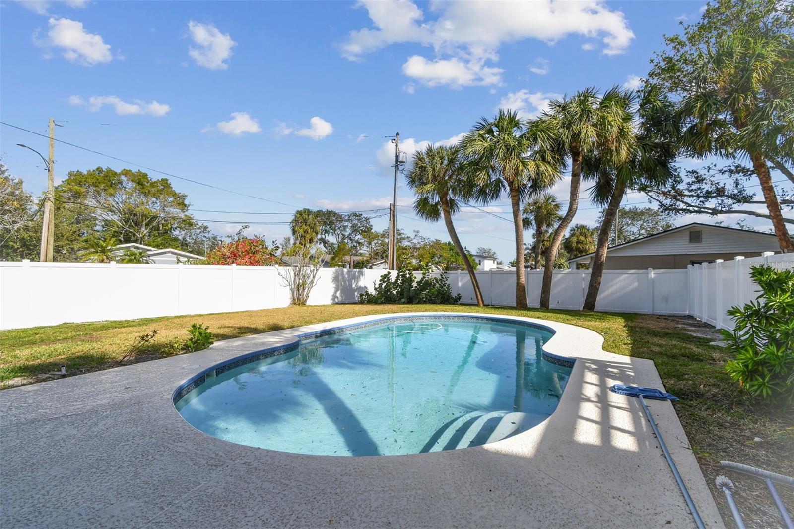 4675 CHANCELLOR CIR NE, ST PETERSBURG, FL, 33703