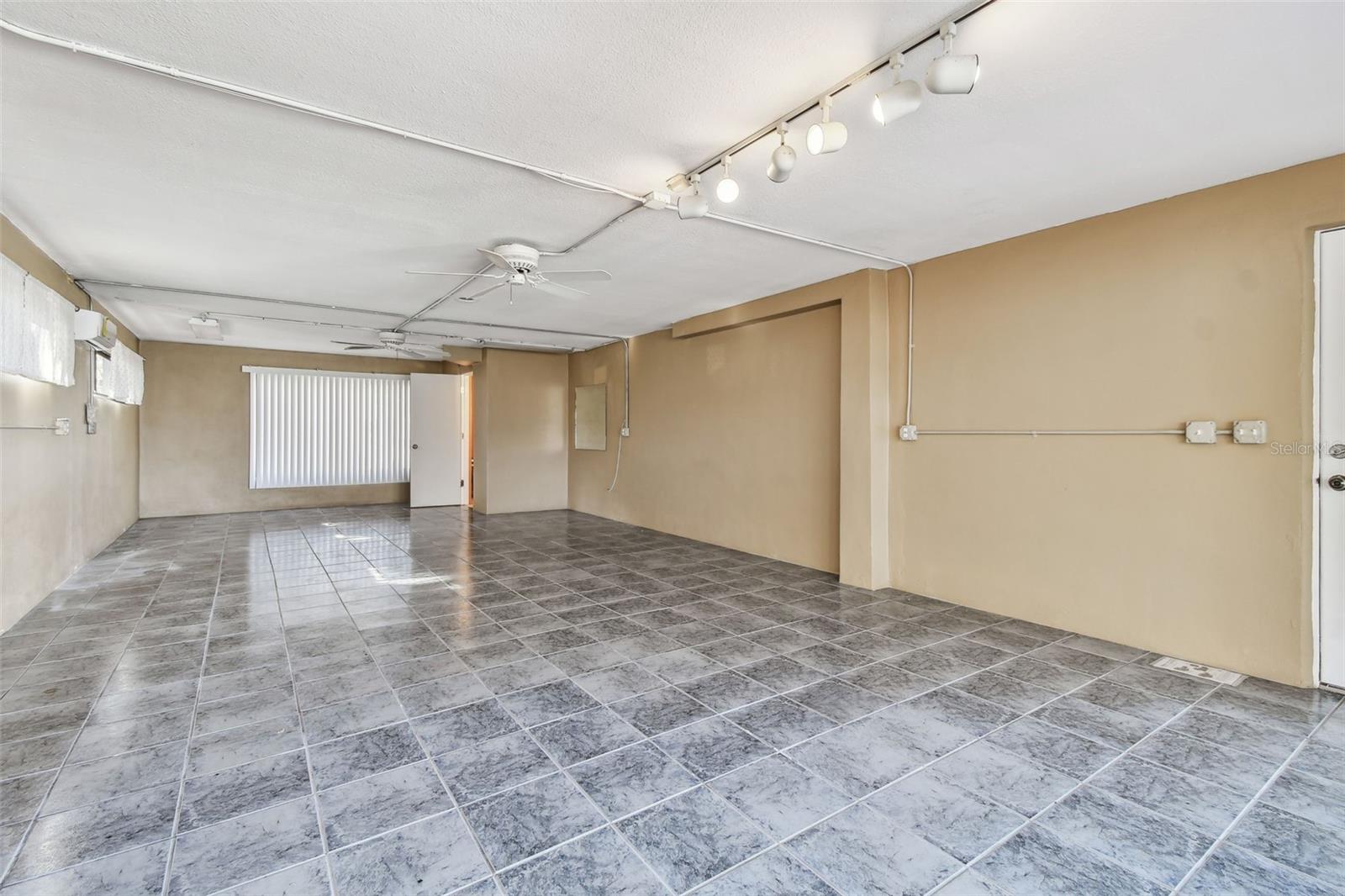 4675 CHANCELLOR CIR NE, ST PETERSBURG, FL, 33703