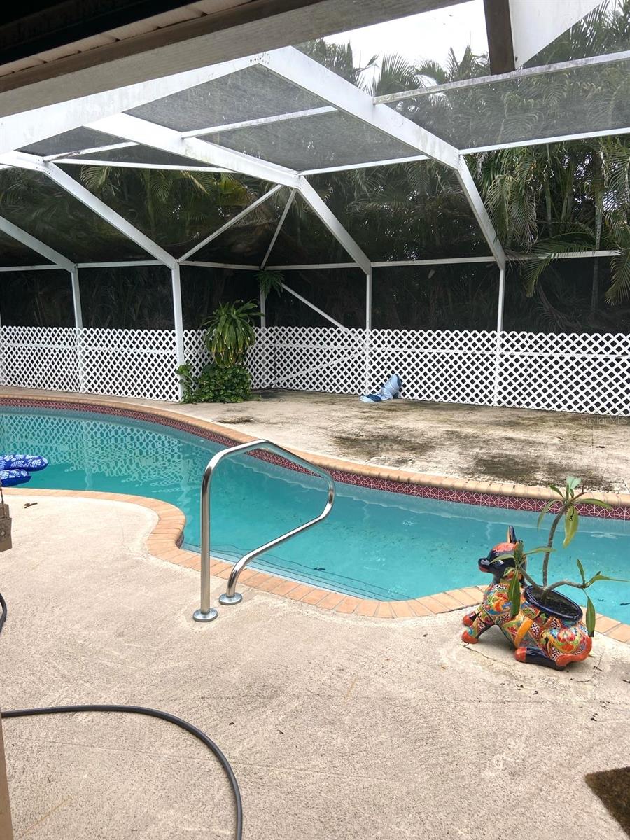 198 SW RAY AVE, PORT SAINT LUCIE, FL, 34983