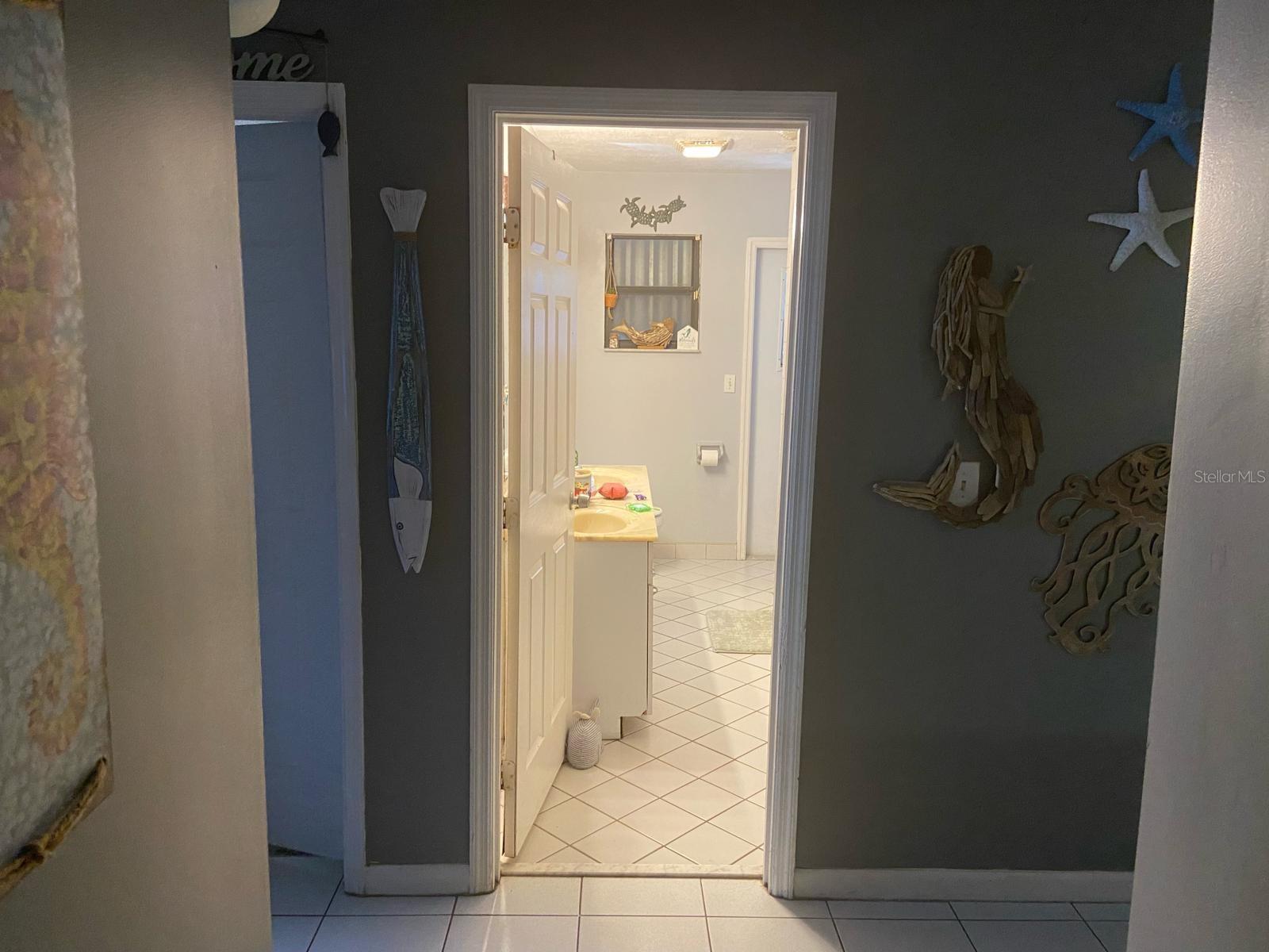 198 SW RAY AVE, PORT SAINT LUCIE, FL, 34983