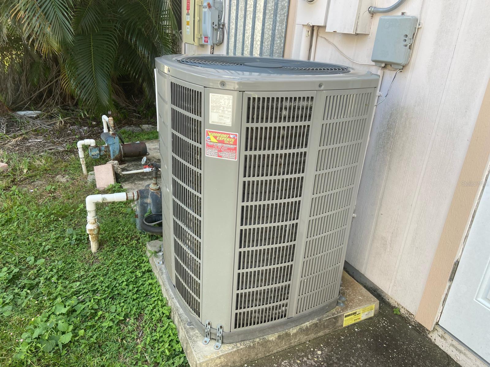 198 SW RAY AVE, PORT SAINT LUCIE, FL, 34983