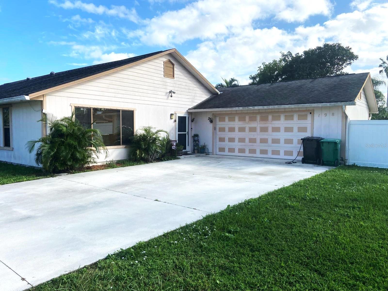 198 SW RAY AVE, PORT SAINT LUCIE, FL, 34983