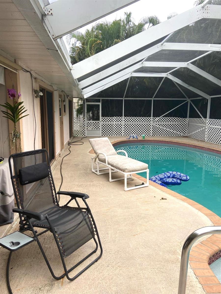 198 SW RAY AVE, PORT SAINT LUCIE, FL, 34983