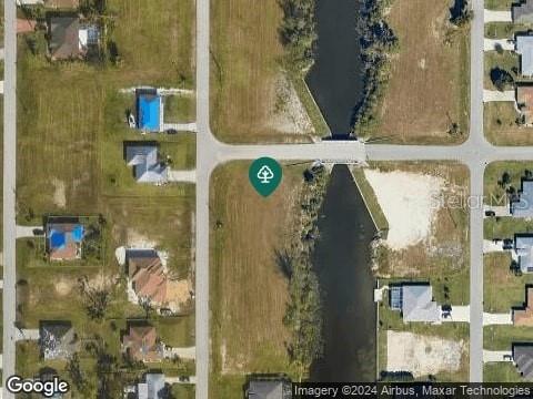 925 NE 5TH PL, CAPE CORAL, FL, 33909