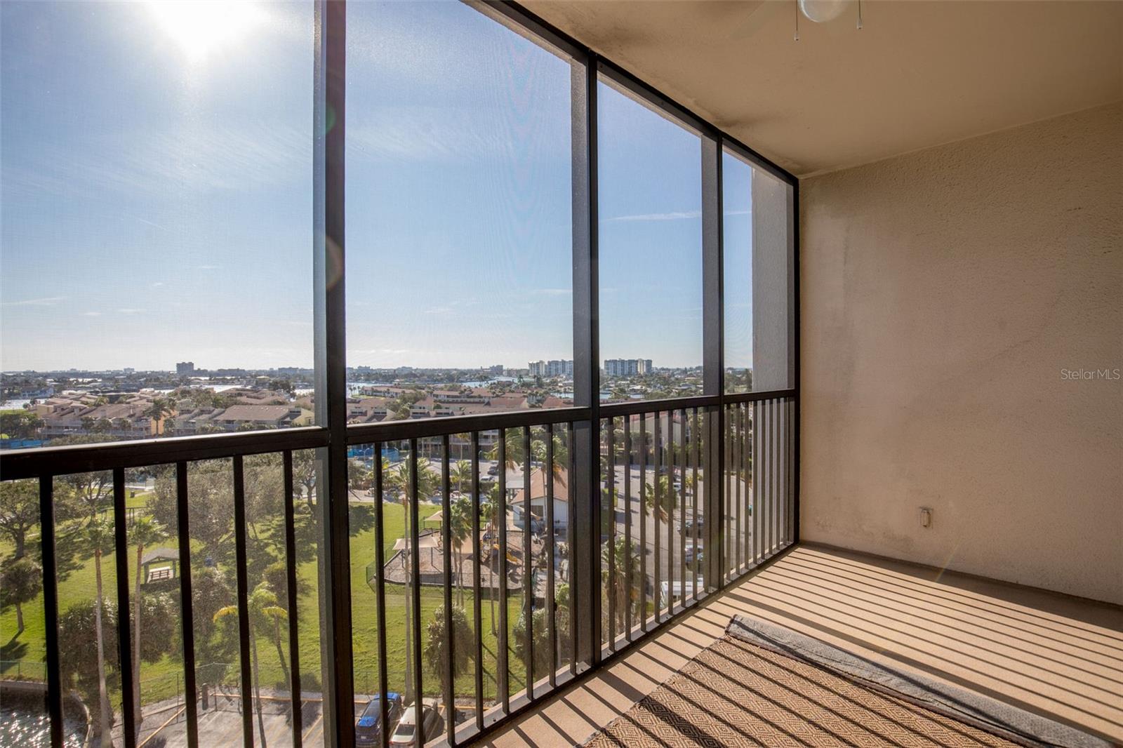 10355 PARADISE BLVD #805, TREASURE ISLAND, FL, 33706