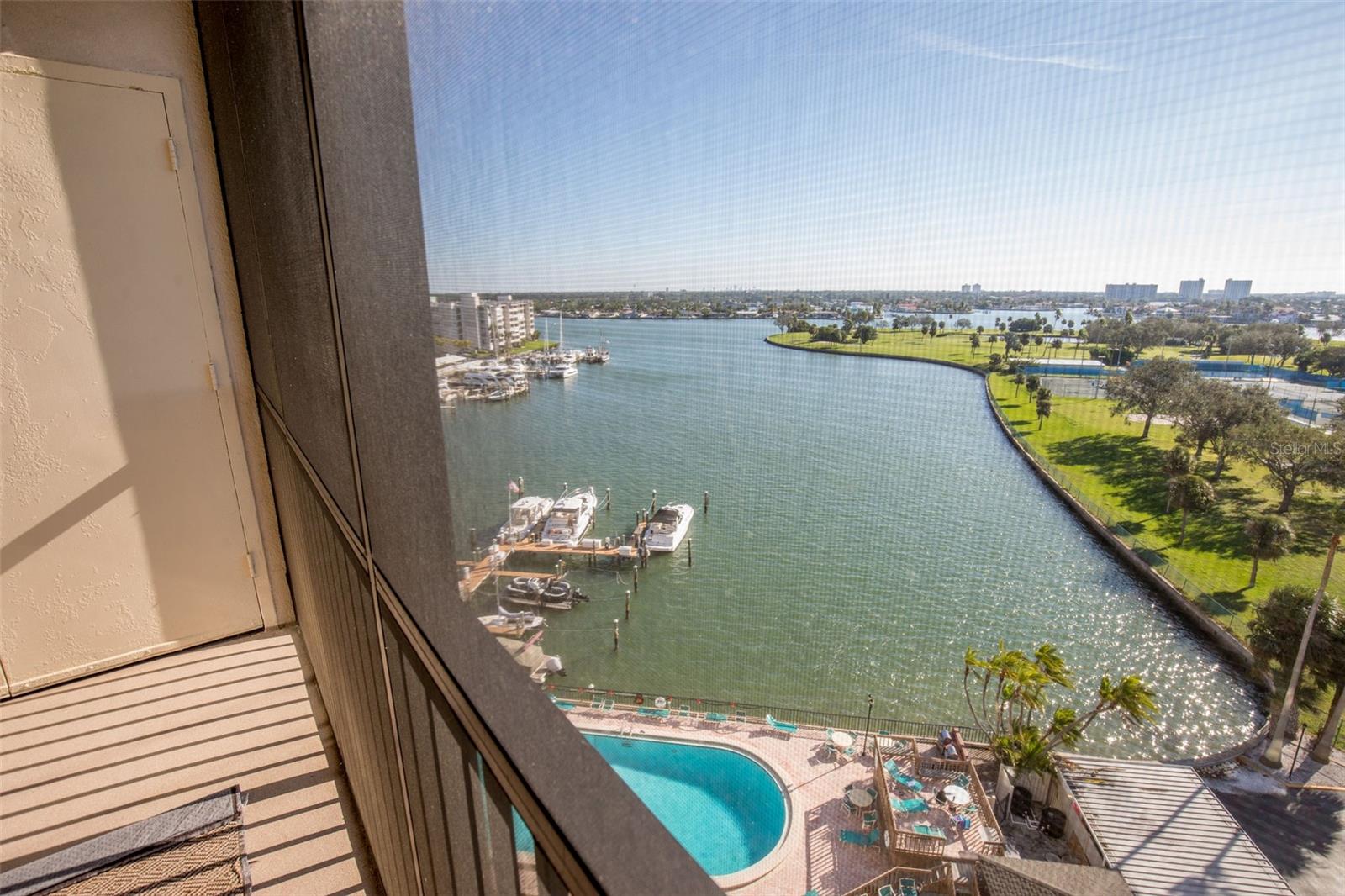 10355 PARADISE BLVD #805, TREASURE ISLAND, FL, 33706