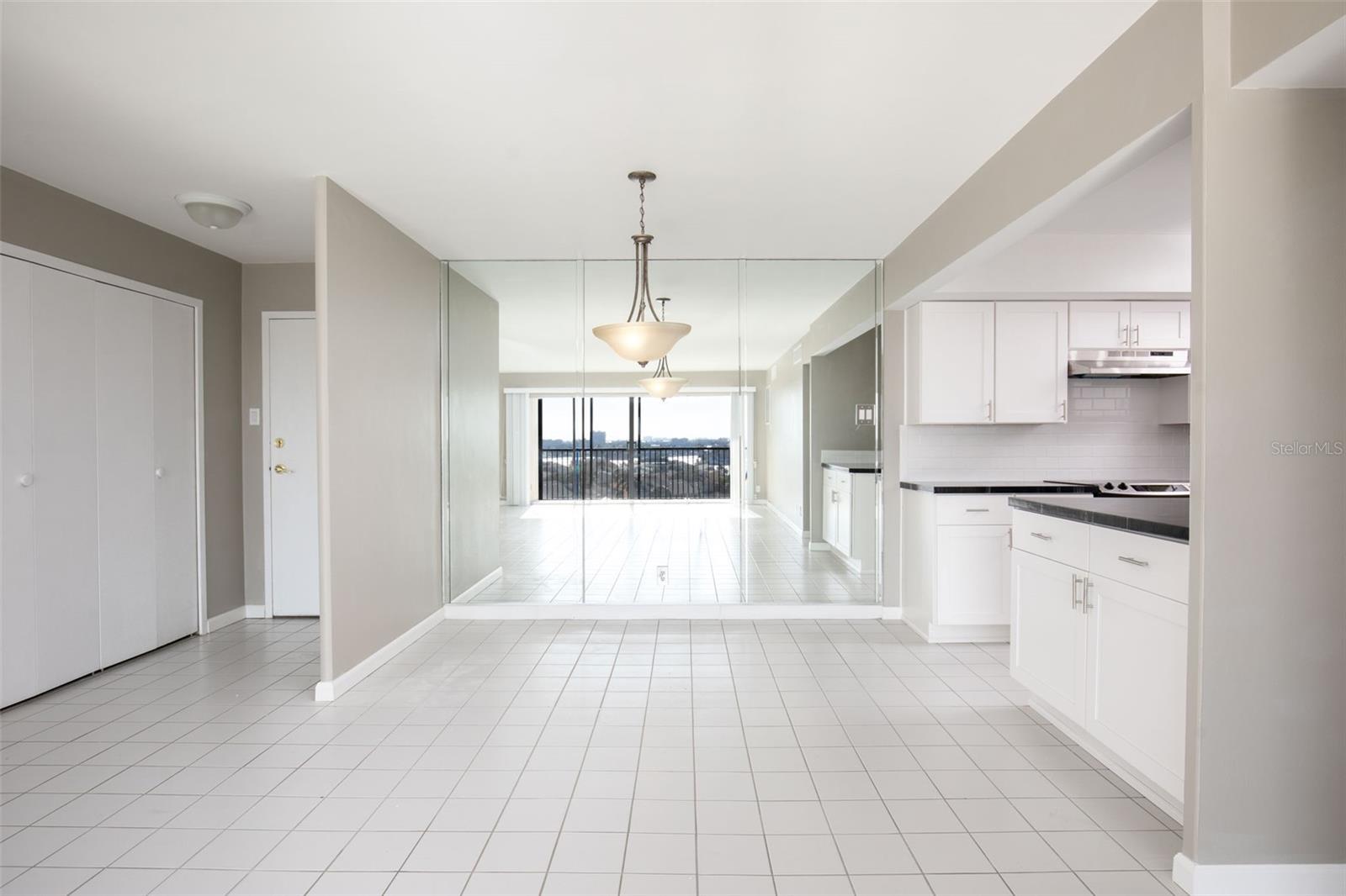 10355 PARADISE BLVD #805, TREASURE ISLAND, FL, 33706