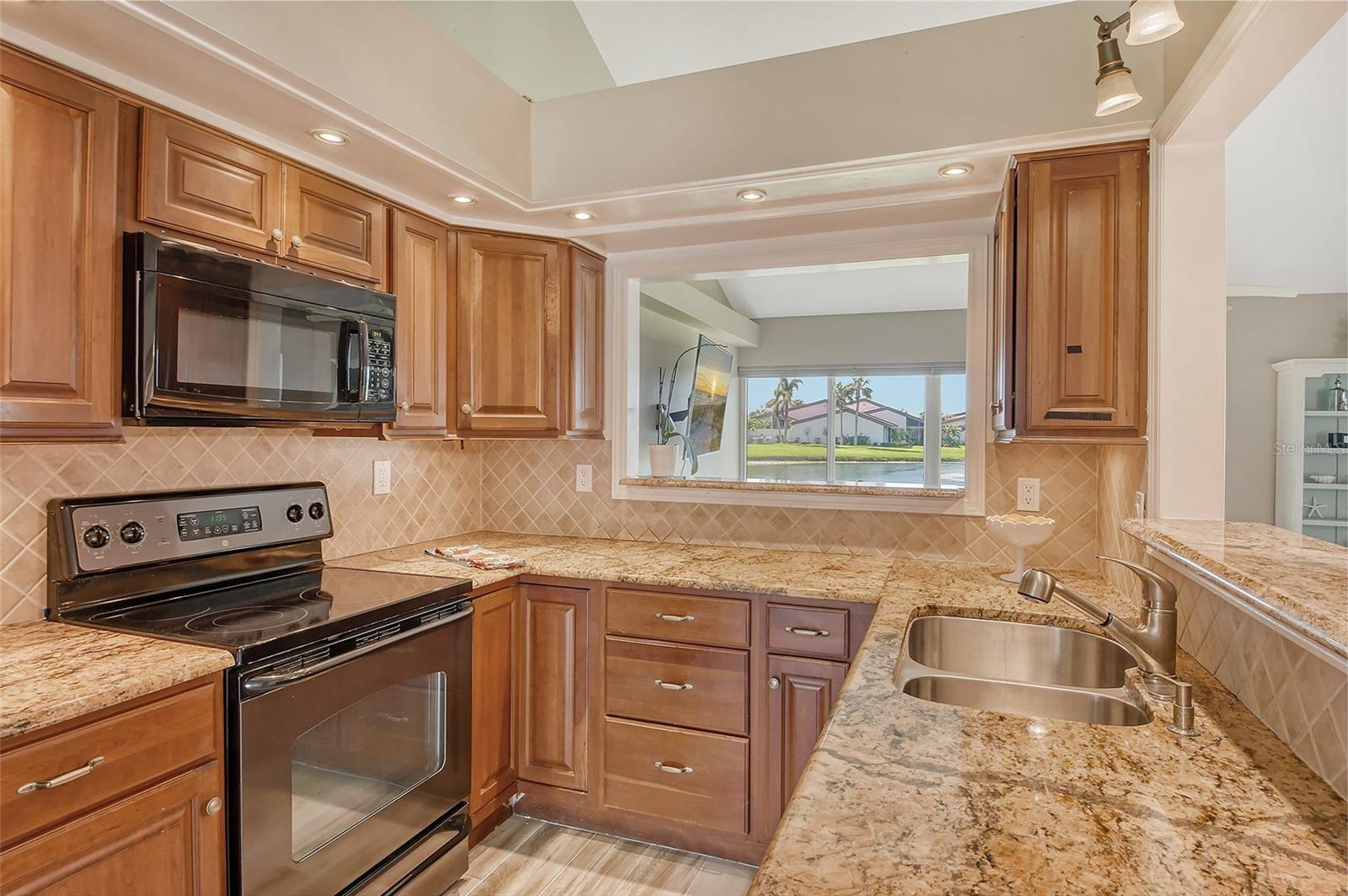 784 SARABAY RD #18, OSPREY, FL, 34229