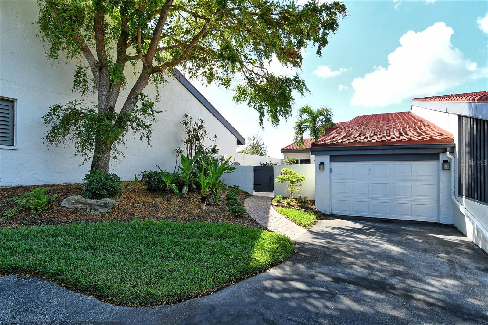 784 SARABAY RD #18, OSPREY, FL, 34229
