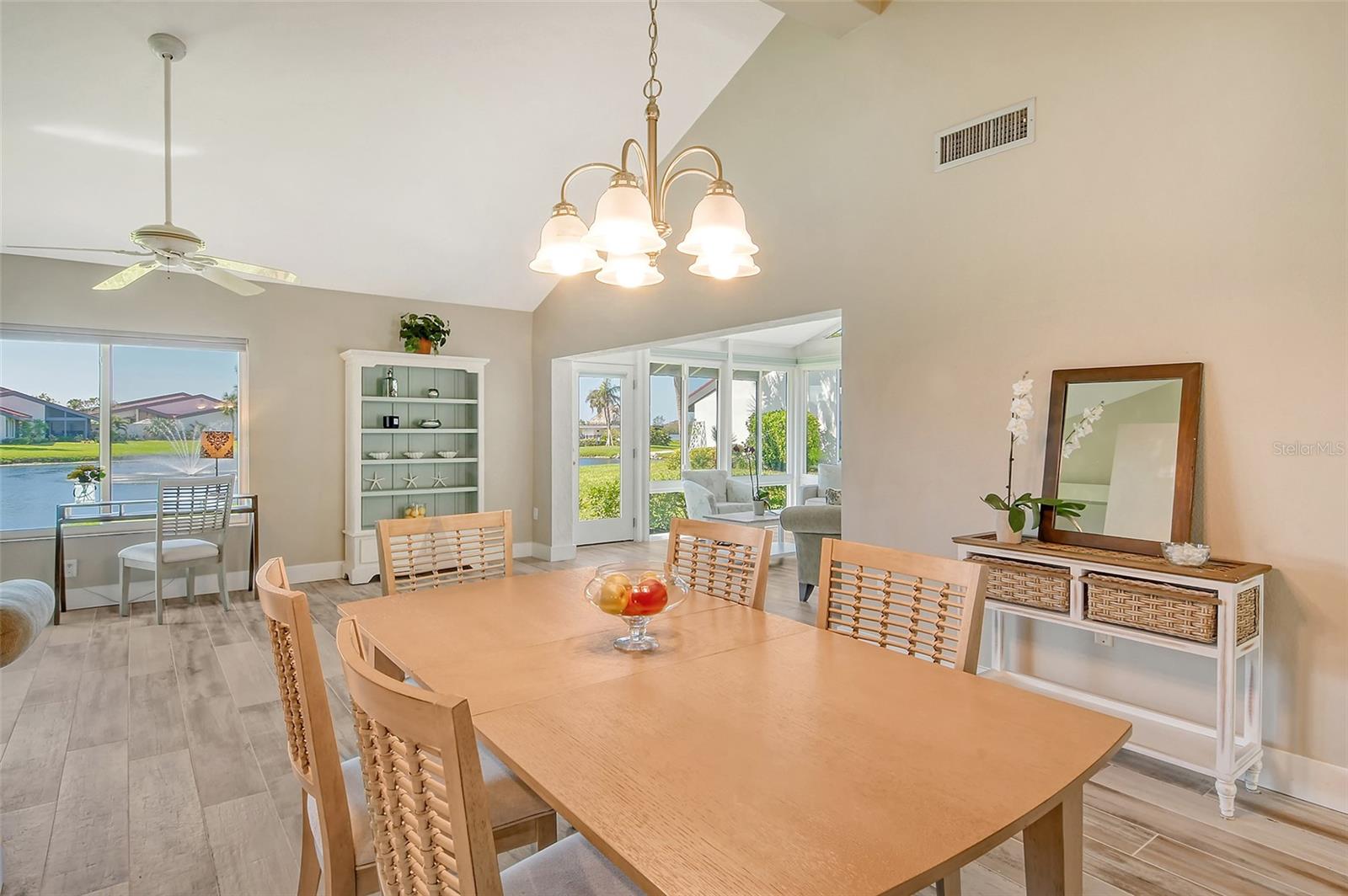 784 SARABAY RD #18, OSPREY, FL, 34229