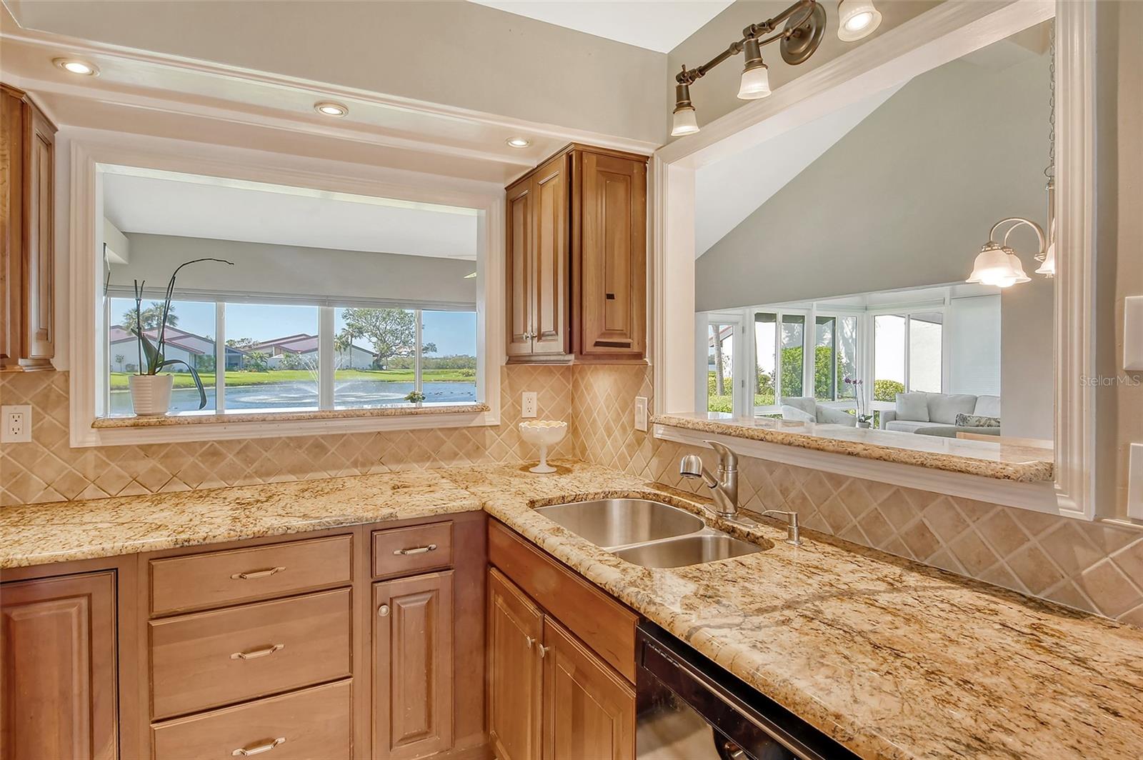 784 SARABAY RD #18, OSPREY, FL, 34229