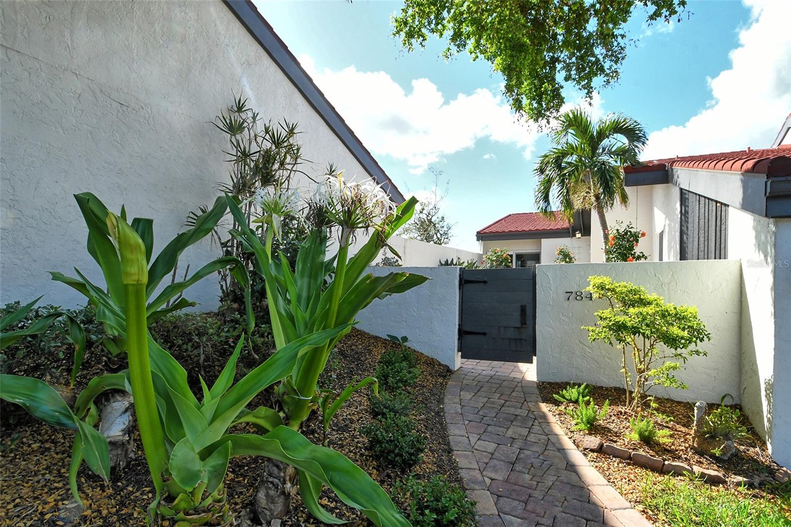 784 SARABAY RD #18, OSPREY, FL, 34229