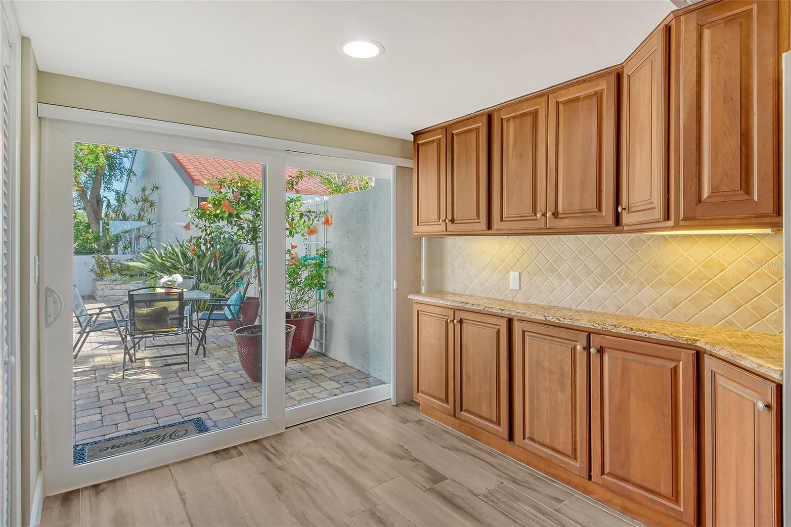 784 SARABAY RD #18, OSPREY, FL, 34229