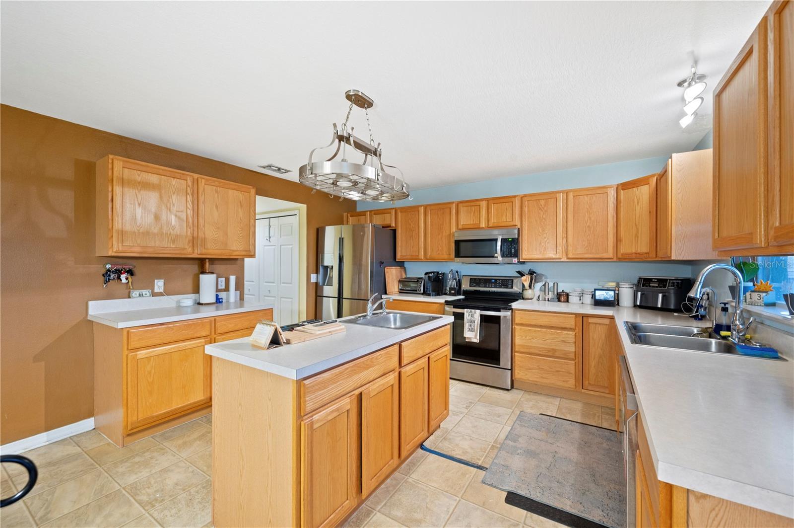 5844 ROYAL HILLS CIR, WINTER HAVEN, FL, 33881