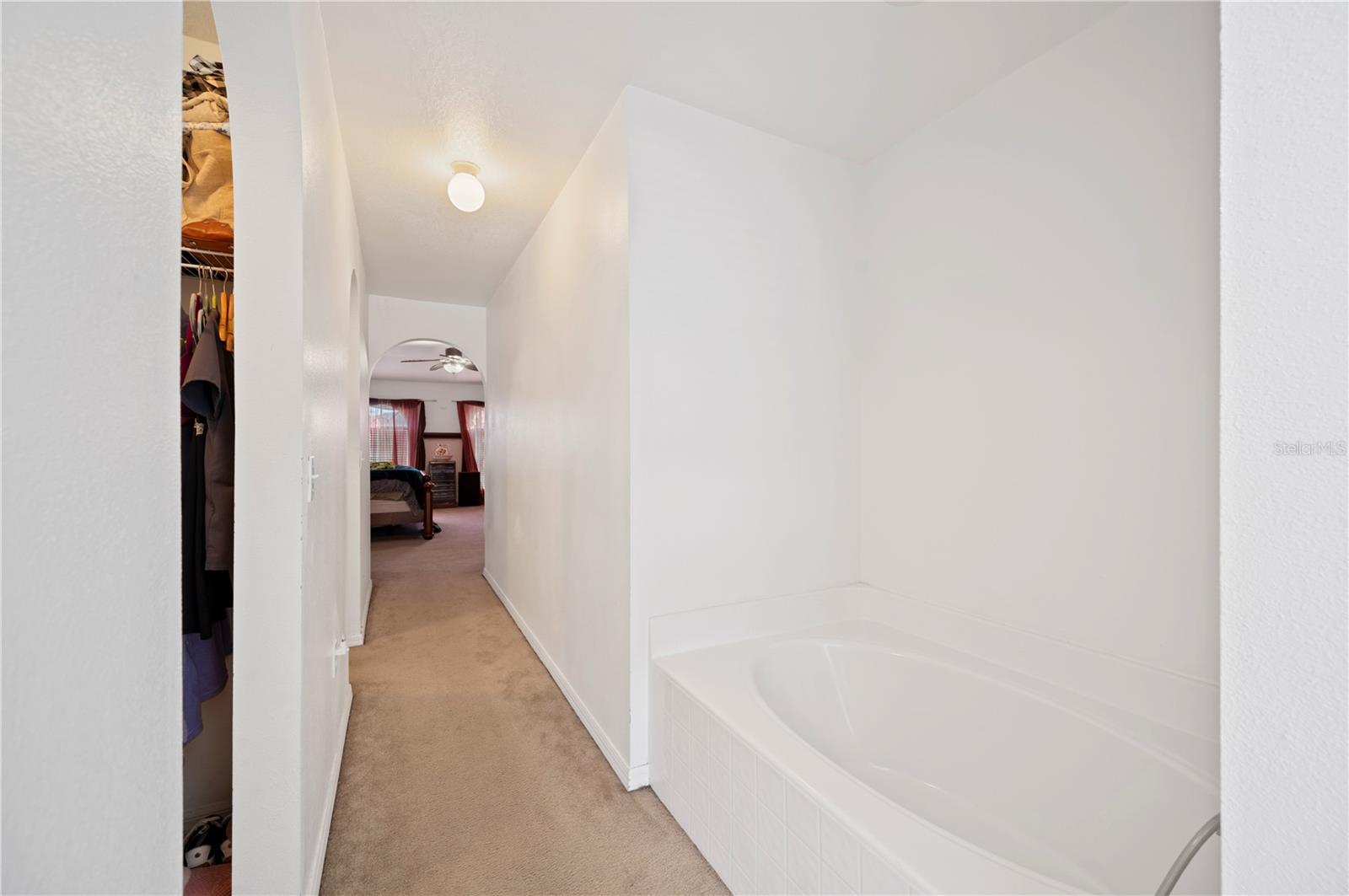 5844 ROYAL HILLS CIR, WINTER HAVEN, FL, 33881