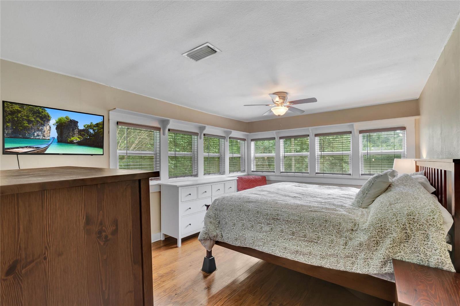 2028 E GRANT AVE, ORLANDO, FL, 32806