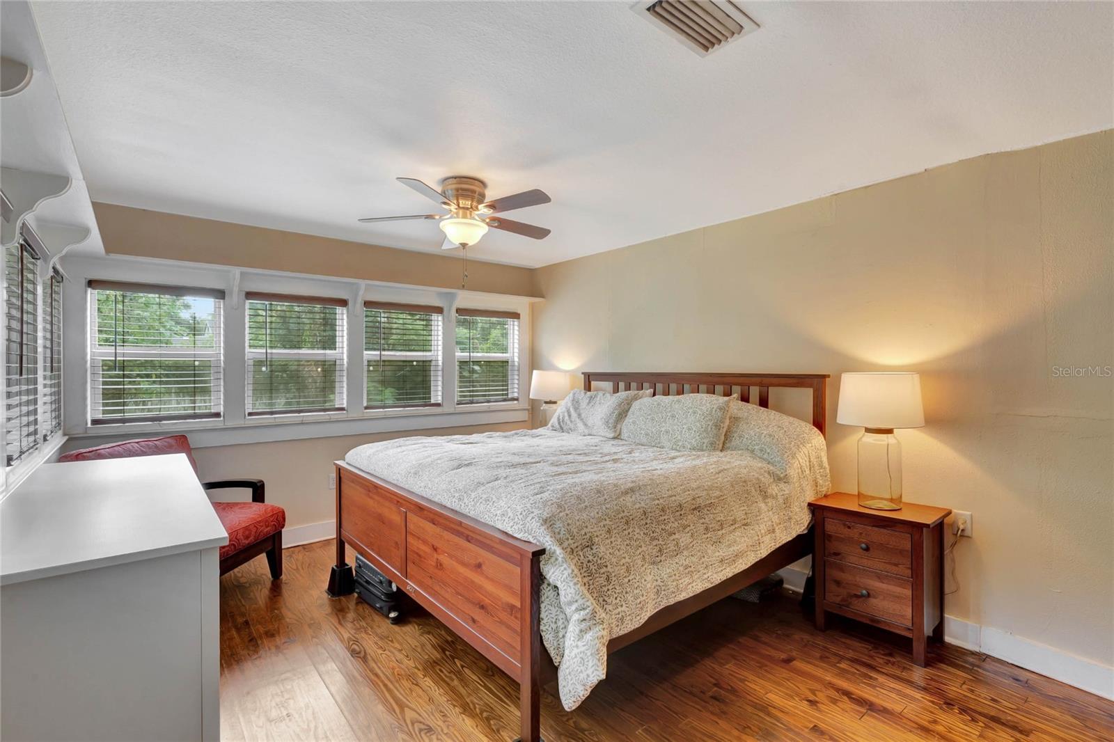 2028 E GRANT AVE, ORLANDO, FL, 32806